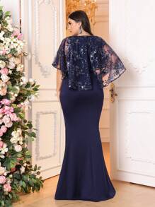 SHEIN Belle Vestido de madre de estilo sirena elegante azul marino talla grande, con detalles de lentejuelas lujosos en telas elásticas, escote en V, mangas tipo capa y perfecto para ocasiones formales. - Azul Marino - Ver 4