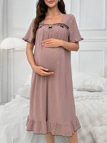 孕妇睡裙，带弹力褶皱和荷叶边下摆，蝴蝶装饰提花面料和方领，睡衣裙 - 藕粉色 - 查看 4