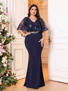 SHEIN Belle Vestido de madre de estilo sirena elegante azul marino talla grande, con detalles de lentejuelas lujosos en telas elásticas, escote en V, mangas tipo capa y perfecto para ocasiones formales. - Azul Marino - Ver 1