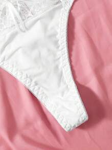 對比蕾絲帶扣文胸和內褲內衣套裝 - 白色 - 查看 5