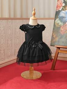 Atuendo lindo de verano para bebé niña con top de manga corta y cuello Peter Pan con falda de malla con estilo - Negro - Ver 3