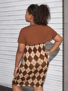 SHEIN Tween Girls Extended Size Vibrant Holiday Knit Round Neck Short Sleeve Top And Plaid Strap Dress Set, Spring/Summer