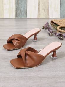 Sandálias de Salto Alto de Dedo Quadrado de Moda Feminina Plus Size, Sapatos Elegantes de Vestido em Couro Sintético Branco com Tiras