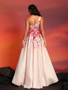 فستان سهرة لحفلات الكوكتيل مثير وأنيق على الطراز الفرنسي الجديد