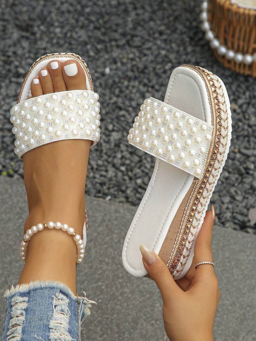 Women's Wedge Heel Platform Sandals With Pearl And  Rope Design - White - View 1