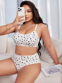 SHEIN Plus Size Five-Pointed Star Printed Bra And Underwear Set - White - View 4