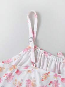 SHEIN Teen Girl Vacation Style Asymmetric Hem Ditsy Floral Cami Dress With Flared Jeans 2pcs/Set, Summer Casual Outfit - Multicolor - View 6