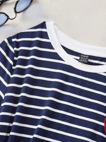 SHEIN EZwear Summer  Outfits Heart Embroidery Striped Tee - Navy Blue - View 3