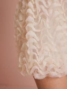 Chiquease Dây đeo chéo dệt kim màu trơn Rỗng ra 3D Váy ngắn mềm mại ngọt ngào thêu - Màu be - Xem 4