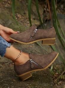 Women's Fashionable Pointed Toe Chelsea Short Boots With Side Zipper - Brown - View 1