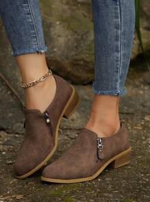 Women's Fashionable Pointed Toe Chelsea Short Boots With Side Zipper - Brown - View 2