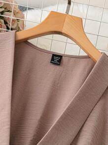 SHEIN LUNE Gaun Model Wrap Depan Ukuran Plus Polos untuk Liburan Musim Panas - Aprikot - View 5