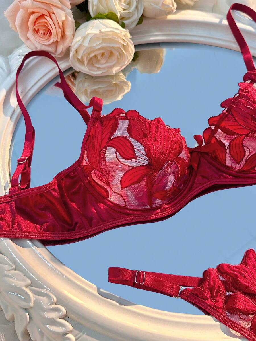 2件套女士性感刺绣网眼外出内衣 - 酒紅色 - 查看 1