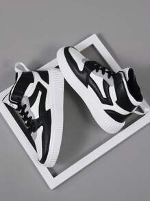 Sapatos Esportivos femininos de Cano Alto Branco e Preto, Design de Tira Respirável e Confortável, Tênis Atlético Feminino de Couro - Preto e Branco - Visão 3