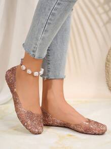 Sandálias Planas Confortáveis e da Moda na Cor Champanhe para Mulheres, Sapatos Leves, Vazados, Antiderrapantes e Versáteis para Uso Interno e Externo, Combinam com Looks de Primavera e Verão - Champanhe - Visão 3