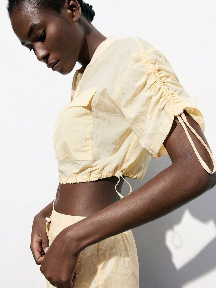 SHEIN Maija 2pcs Back To School Women's Summer Casual Cream-Color Cargo Style Ruched Pocket Cropped Top Set