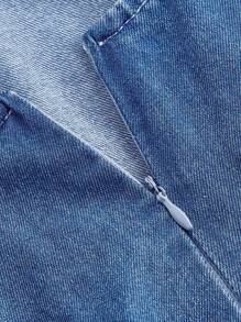 SHEIN MOD 大码复古牛仔甜心短裙带蝴蝶结装饰吊带裙教师服飘逸连衣裙塑身裙柔软露背连衣裙，蓝色 - 中等水洗藍 - 查看 3