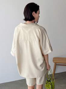 FRIFUL Chemisier boutonné unicolore et short à taille avec cordon de serrage SHEIN X AYA NAKAMACHI