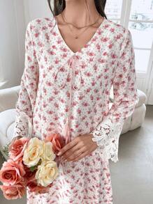 Yasmyna Đầm hoa nhỏ cổ chữ V buộc nơ giả - Hồng - Xem 3