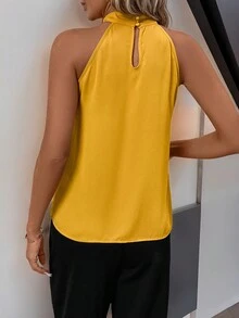 SHEIN Clasi Blusa plisada elegante con cuello en V y abertura con botones para mujer - Amarillo - Ver 2