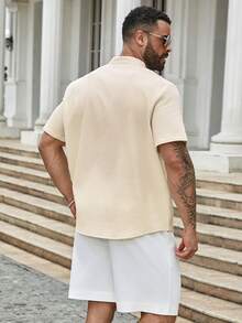 Manfinity CasualMax Men's Plus Size Solid Color Short Sleeve Button Up Single-Breasted Casual Shirt For Summer - Apricot - View 2