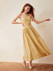 MOTF PREMIUM 實心扣帶束身胸衣絲綢連身裙 - 黃色 - 查看 6