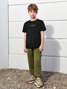 SHEIN Tween Boy Letter Graphic Tee & Flap Pocket Cargo Pants