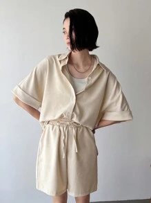 FRIFUL Chemisier boutonné unicolore et short à taille avec cordon de serrage SHEIN X AYA NAKAMACHI