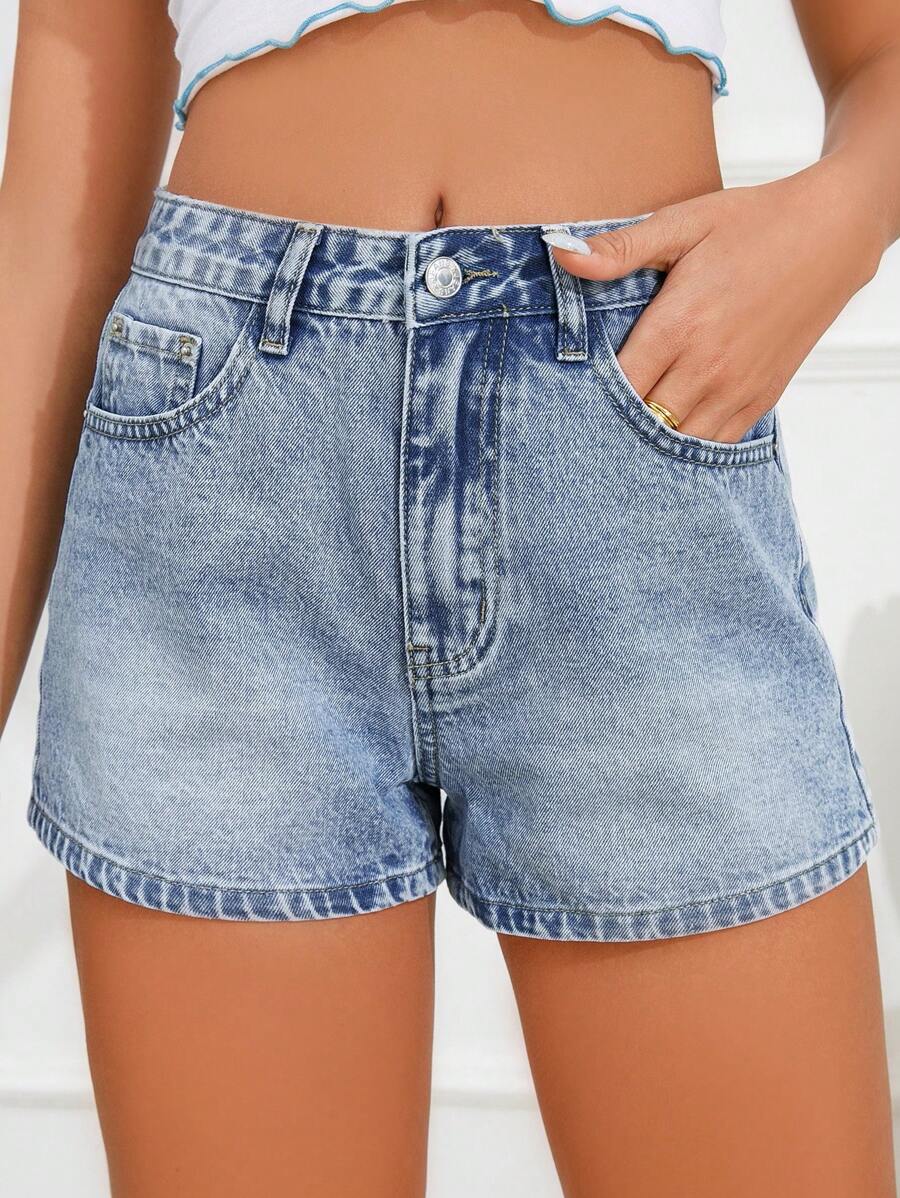 SHEIN Frenchy 夏季休閒極短丹寧短褲 - 淺色水洗藍 - 查看 1