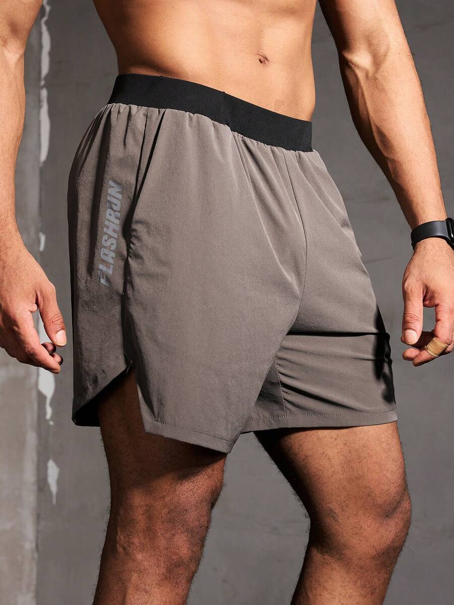 Manfinity Sport Corelite Quần short thể thao thường ngày in chữ mùa hè phong cách bạn trai dành cho nam - Cà phê nâu - Xem 1