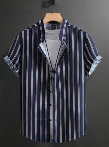 Manfinity Homme Men's Summer Striped Short Sleeve Casual Shirt, Button Up Graphic Stripe Blue Shirt - Navy Blue - View 4