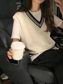 Academy Style Contrast Design V-Neck Pullover Sweater Vest - Beige - View 3