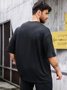 Manfinity Sport PWRUP Men Letter Graphic Sports Tee For Summer
