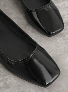 SHUZIA 女性時尚黑色漆皮彈簧夏季平底鞋