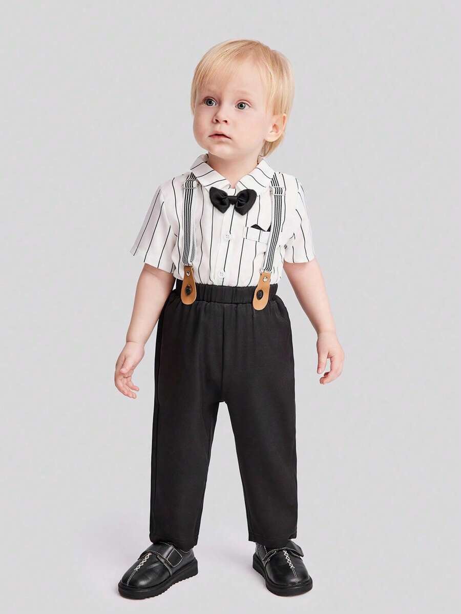 SHEIN 2入組嬰幼兒條紋蝴蝶結短袖襯衫和吊帶褲套裝,適用於婚禮、派對和生日裝扮,高雅英倫風紳士禮服 - 彩色 - 查看 1
