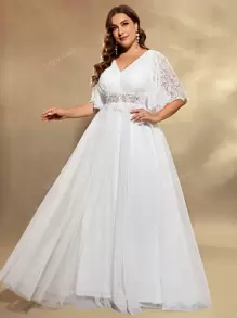 UNITHORSE Plus Size Women Elegant Romantic Lace Placement Floral Sheer Short Sleeve V Neck Embroidered White Mesh Wedding Dress ,Bride