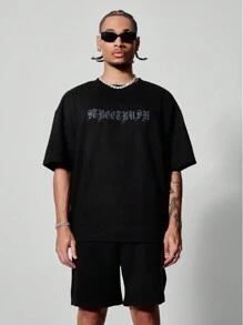 Manfinity Streetrush Conjunto de camiseta casual de manga corta con cuello redondo estampado de alas de verano para hombre y pantalones cortos con cintura con cordón