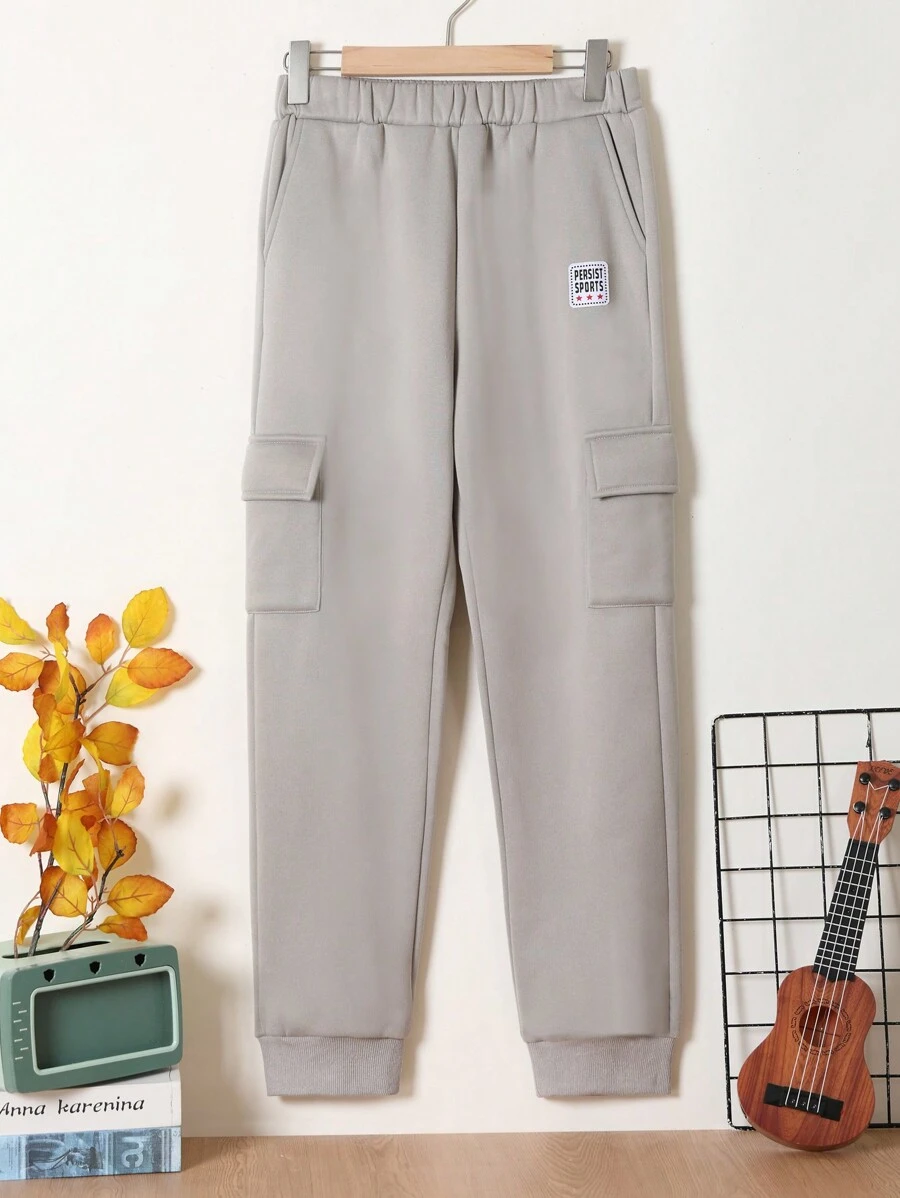 SHEIN 青少年男孩字母图案翻盖口袋侧抽绳腰部运动裤