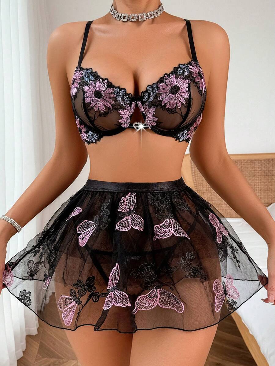 Sexy Mesh Embroidered Women's Lingerie Set With Underwire, 3pcs For Going Out - Multicolor - View 1