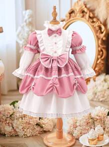 Vestido rosa para niña joven con bloqueo de color blanco, lazos, ribete de encaje y mangas con volantes. El estilo general es suave y dulce, lleno de espíritu juvenil. Los delicados y exquisitos ribetes de encaje decoran el dobladillo y los puños del vestido, agregando una sensación de delicadeza y romance. Adecuado para compras, salidas, fiestas, cumpleaños, bodas o celebraciones en primavera y otoño. - Multicolor - Ver 1