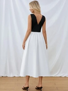 SHEIN Essnce Robe d'été féminine à taille cintrée en coton artificiel - blanc