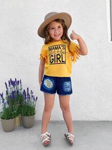 SHEIN Conjunto De Camiseta De Manga Corta Con Flecos Y Estampado De Patrón Floral Y Cartas Decorativas Para Niñas Jóvenes Con Shorts De Mezclilla Para Primavera/verano