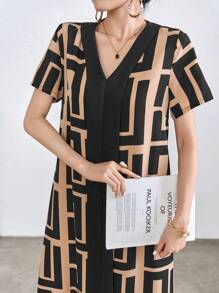 Al Najma Geo Print V Neck Dress - Khaki - View 4