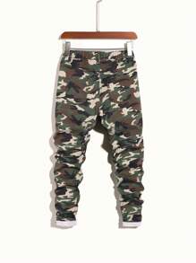 Handsome Tween Boy Personalized Ripped Embroidery Fashion Camouflage Jeans. - Multicolor - View 2