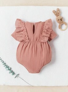 SHEIN 新生女婴白色纯棉柔软荷叶边碎花连体衣，圆领收腰设计 - 藕粉色 - 查看 2