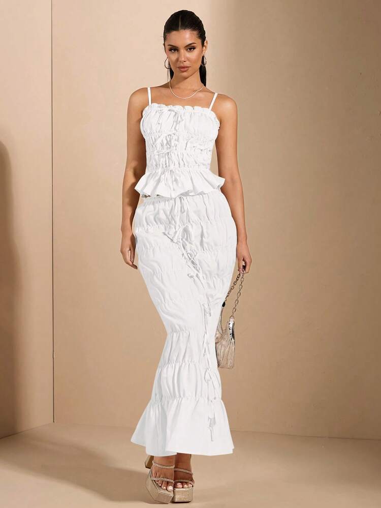 White Camisole With Ruffled Edges And Bow Decoration, Sexy And Sweet For Daily Wear