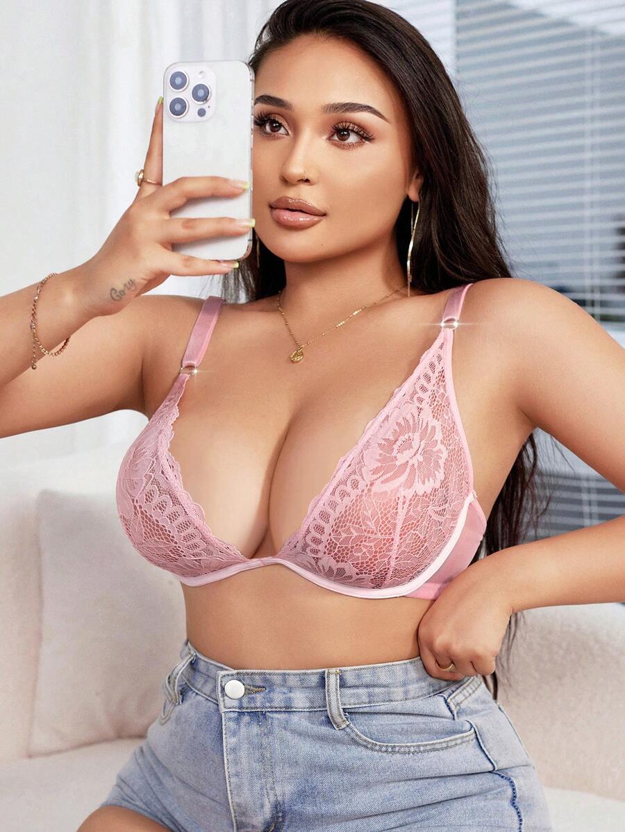 SHEIN 大尺寸女性花式蕾絲文胸和無線胸罩