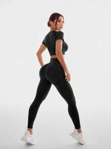 SHEIN Sports Seamless High-Stretch Sport Short Sleeve Top And Long Pants Set Workout Women Set Gym Women Outfit - Black - View 2