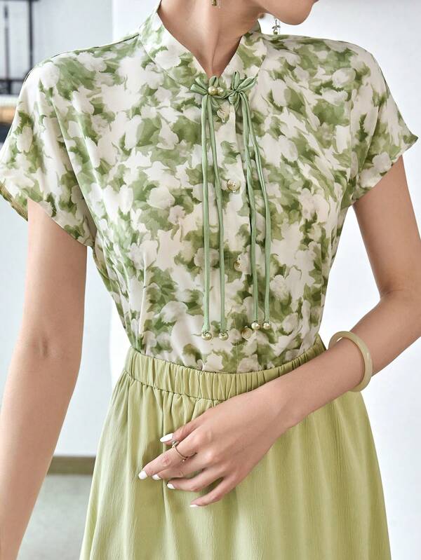Modelyn Chiffon Hanfu Bluse mit floralem Muster, Fledermausärmeln und Schleifen-Ausschnitt, verbesserte Hanfu Bluse