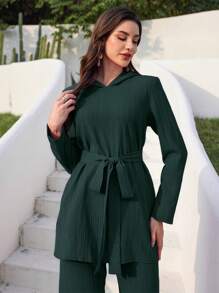 Mulvari Top y pantalones sólidos con capucha y cinturón - Verde Oscuro - Ver 3